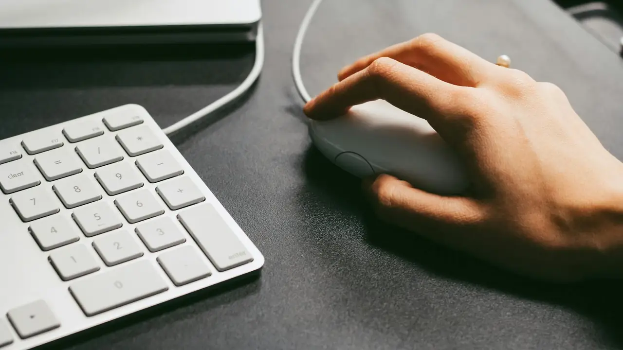 دليل Claude Computer Use في 2026: التحكم الكامل في الحاسوب بالذكاء الاصطناعي