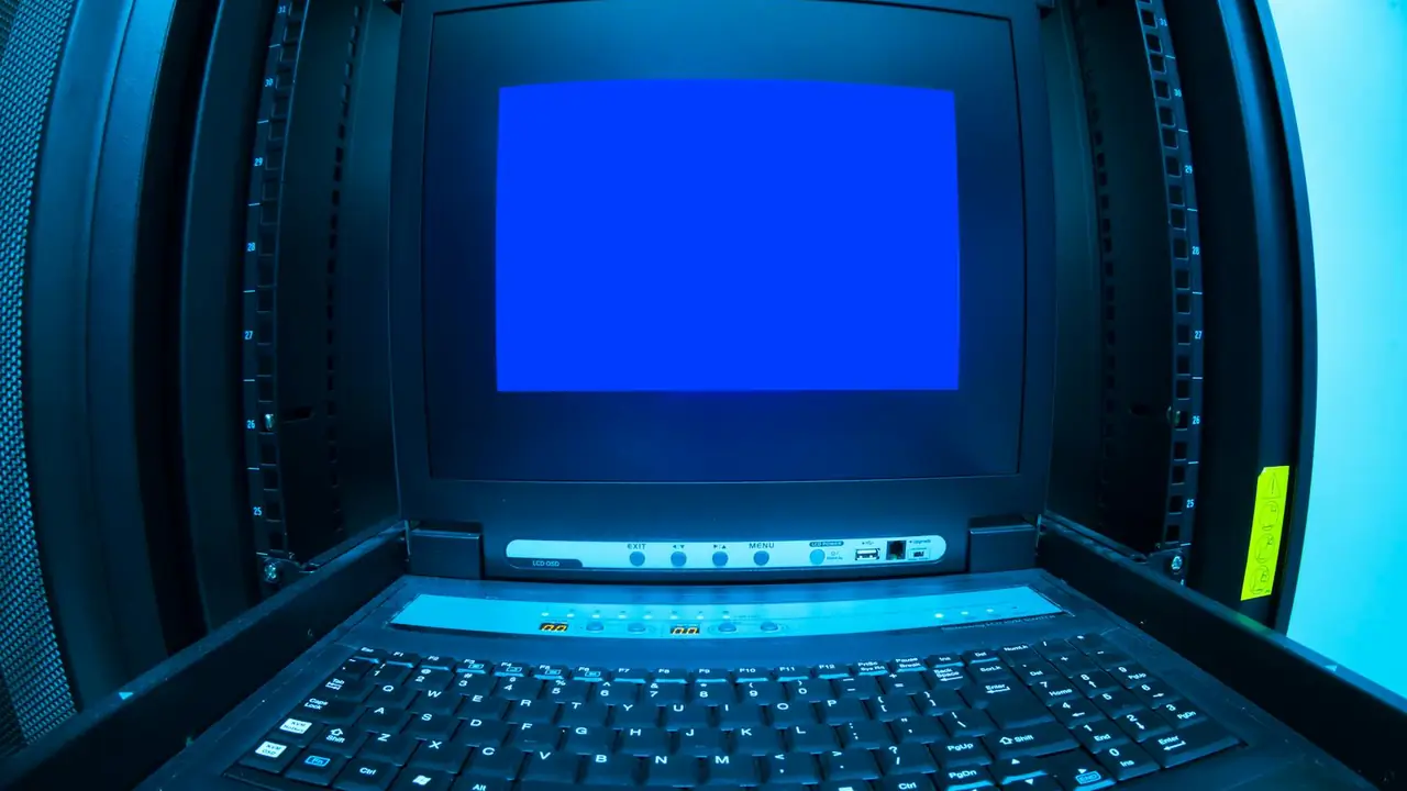 Env Doctor: Diagnóstico de Problemas de Entorno con Habilidades de Agentes AI