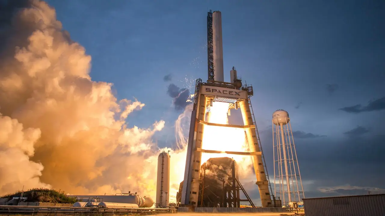 xAI se junta à SpaceX: A revolução Grok Imagine e um bilhão de vídeos